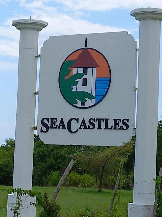 Apartamento Sea Castles La Vue Montego Bay Exterior foto